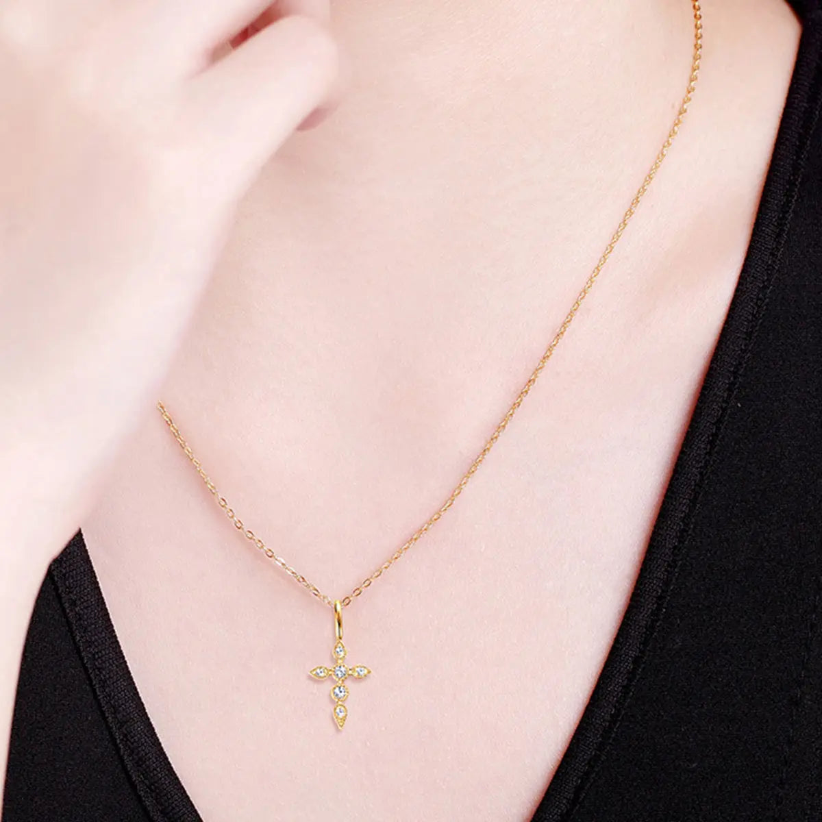 925 Sterling Silver Moissanite Cross Pendant Necklace Trendsi