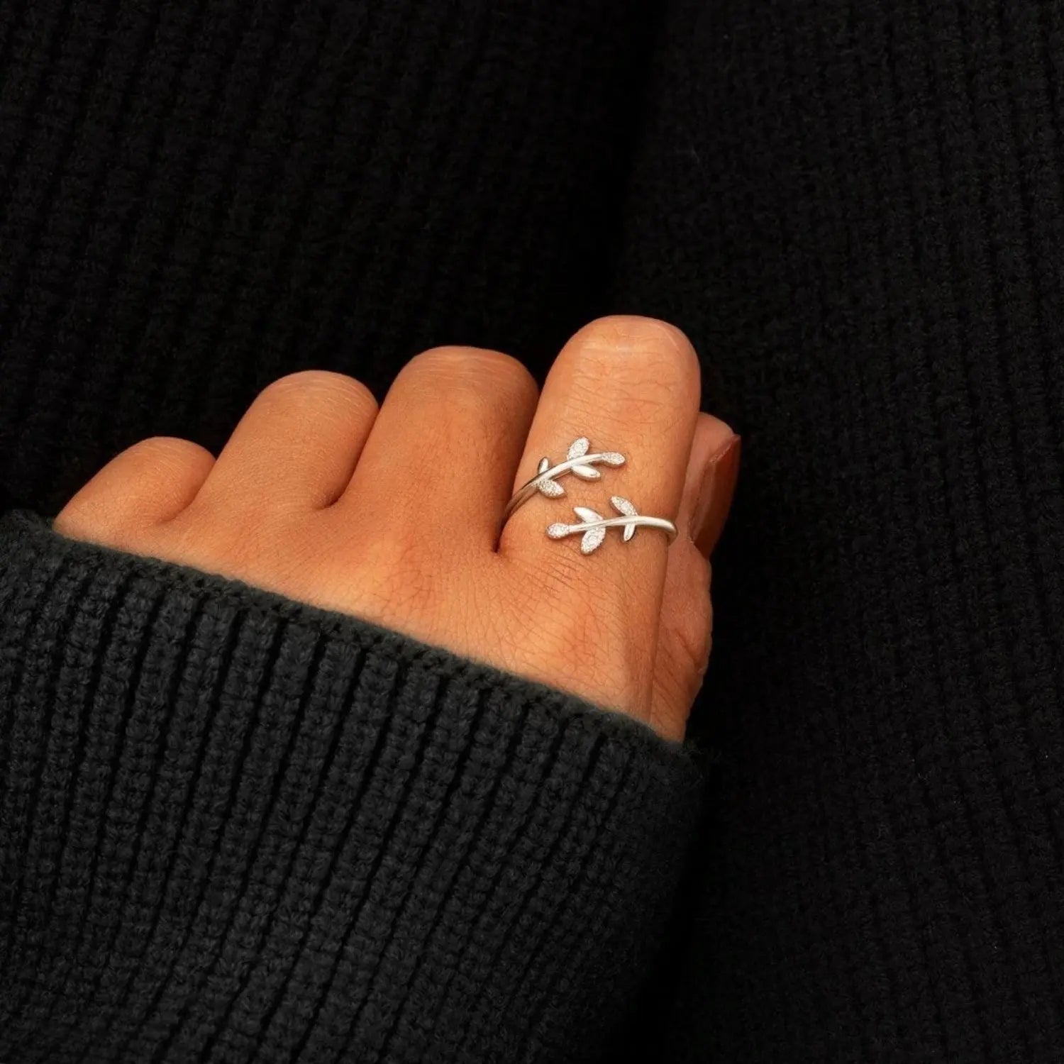 925 Sterling Silver Zircon Leaf Shape Ring Trendsi