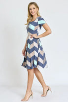 Chevron Pleated Midi Dress EG fashion