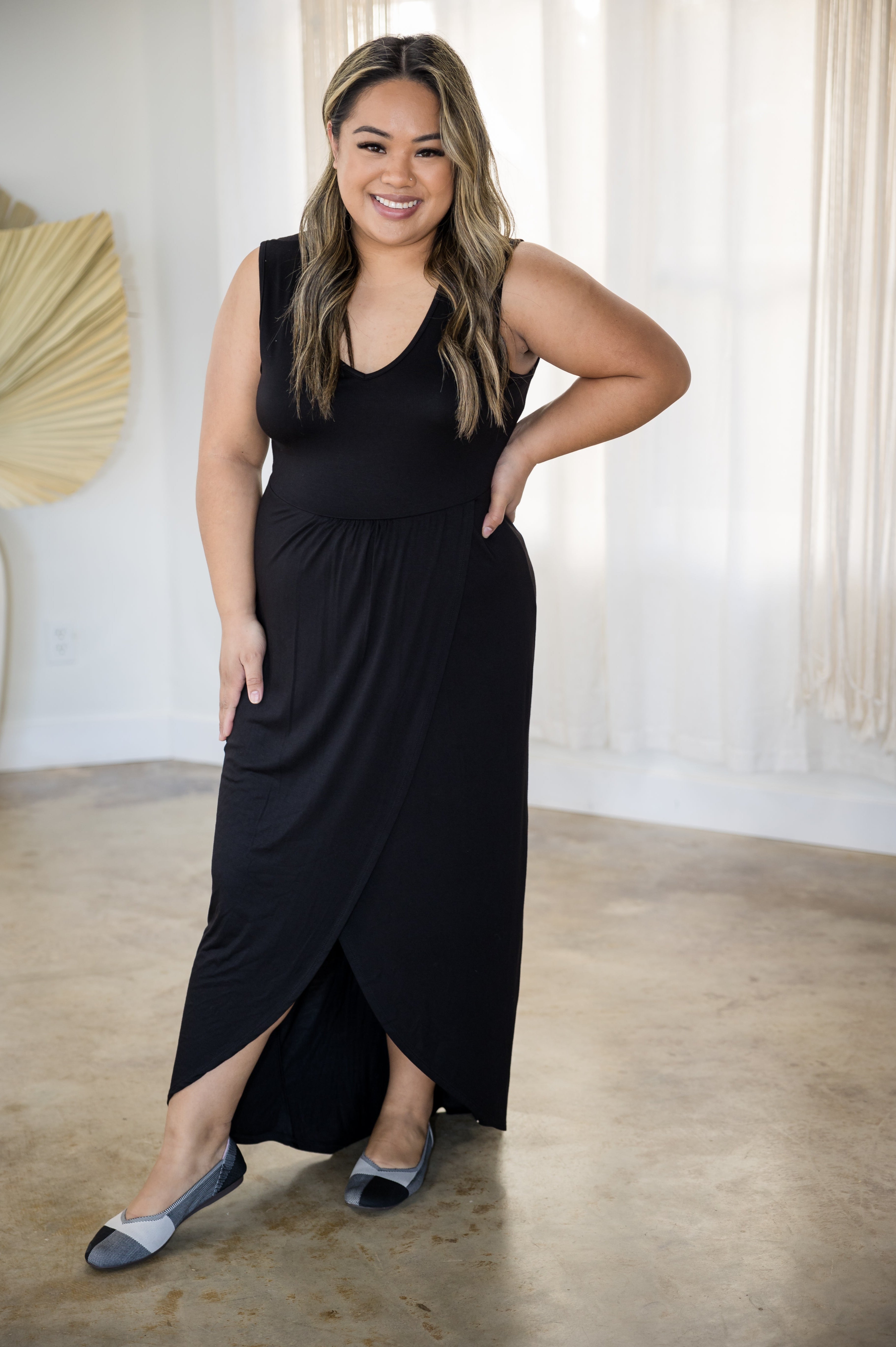 Elegantly Wrapped Maxi - Black Boutique Simplified