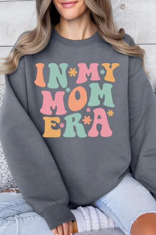 In My Mom Era Graphic Fleece Sweatshirts Color Bear