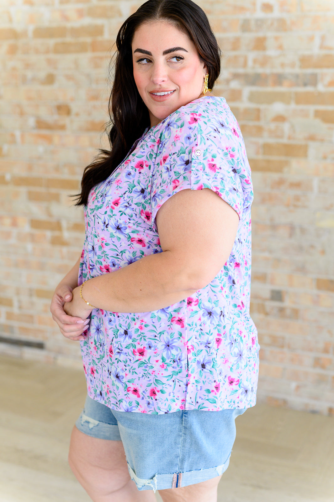 Lizzy Cap Sleeve Top in Muted Lavender and Pink Floral Ave Shops