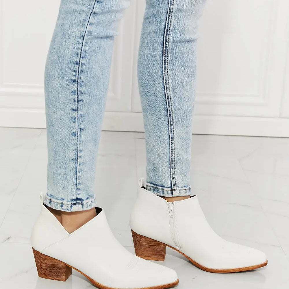 MMShoes Trust Yourself Embroidered Crossover Cowboy Bootie in White Trendsi