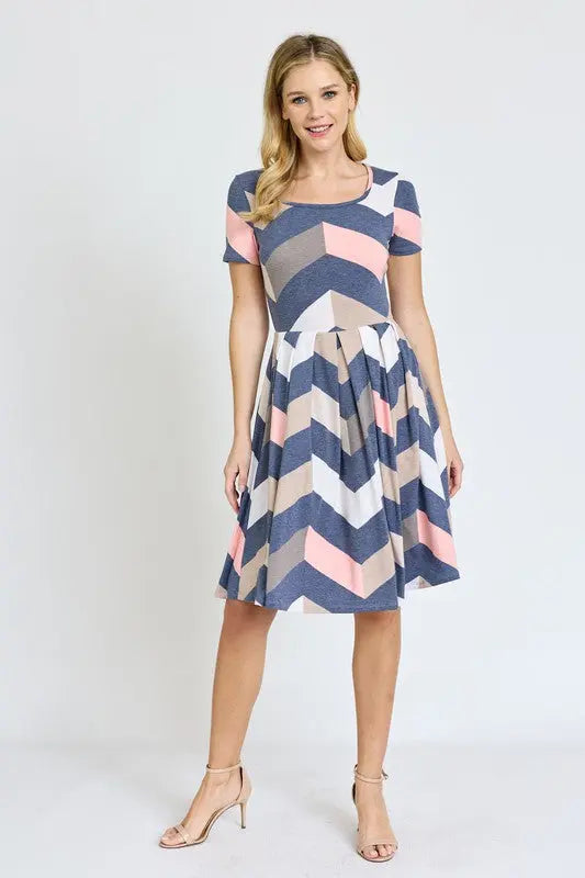 Plus Chevron Pleated Midi Dress EG fashion