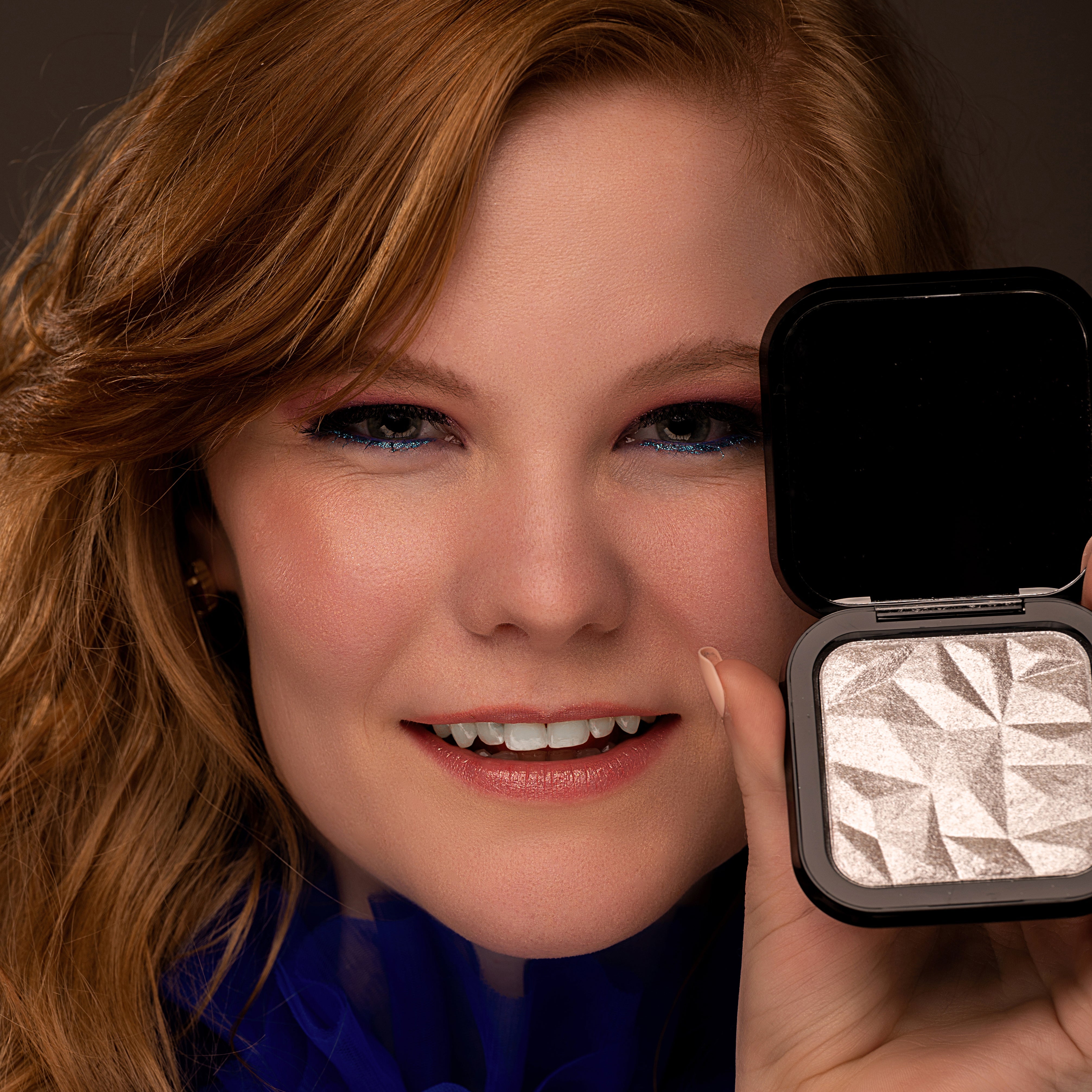 Radiant Eyeshadow, Face and Body Illuminator EpiLynx