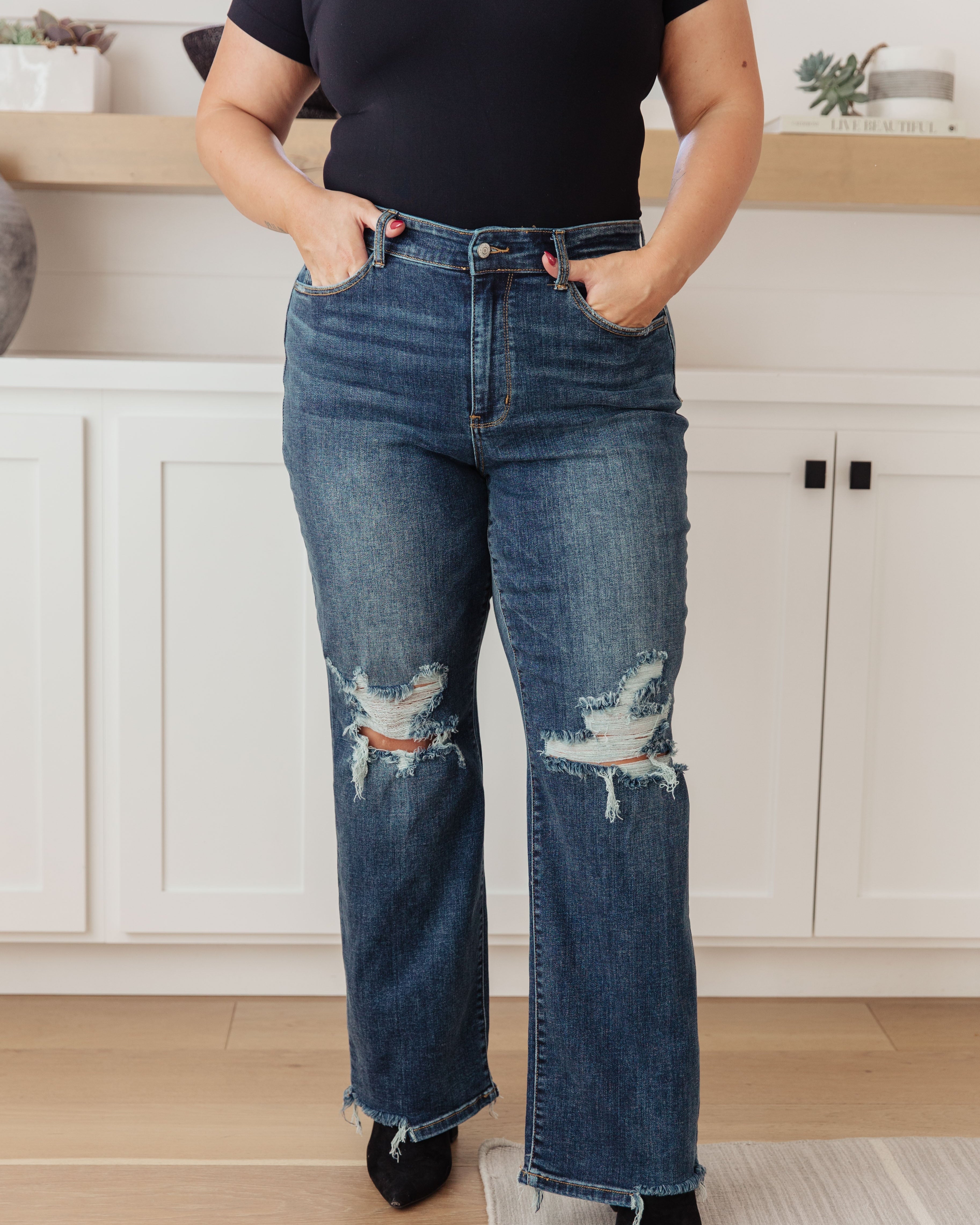 Rose High Rise 90's Straight Jeans in Dark Wash Ave Shops