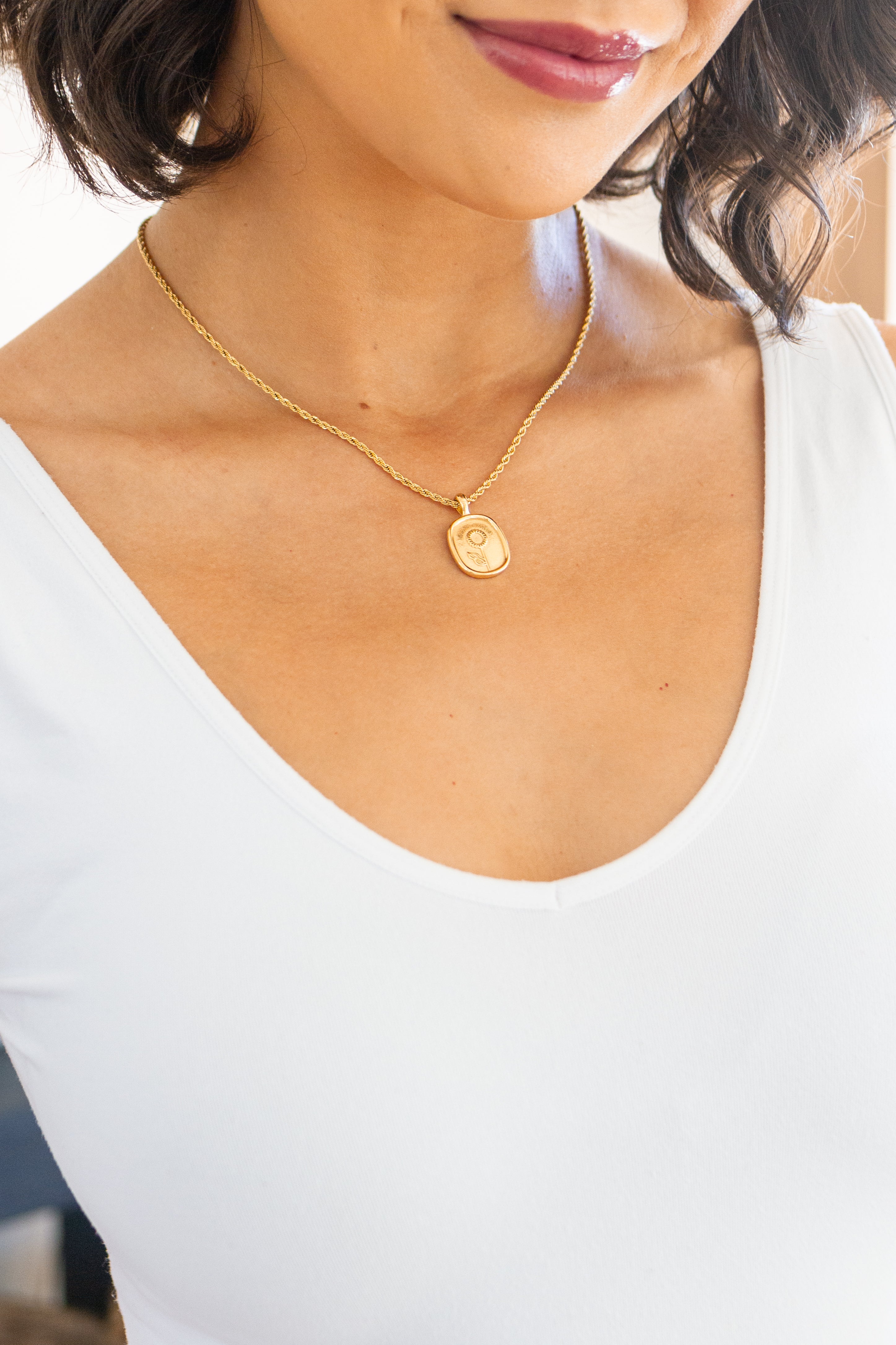 Simple Sunflower Pendent Necklace Ave Shops