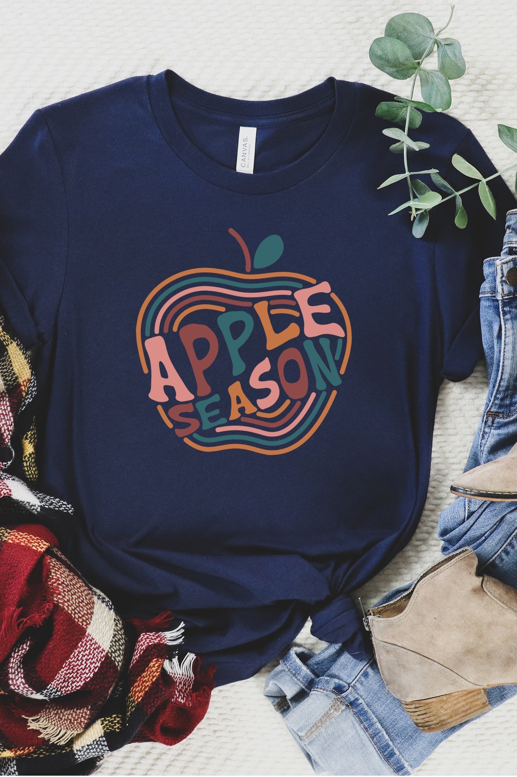 Apple Season Colorful | Short Sleeve Crew Neck Olive and Ivory Retail