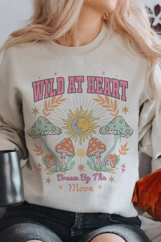 WILD AT HEART DREAM BY THE MOON GRAPHIC SWEATSHIRT BLUME AND CO.