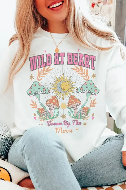 WILD AT HEART DREAM BY THE MOON GRAPHIC SWEATSHIRT BLUME AND CO.