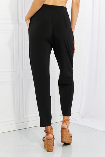 Zenana Pleated High Waist Pants with Side Pockets Trendsi