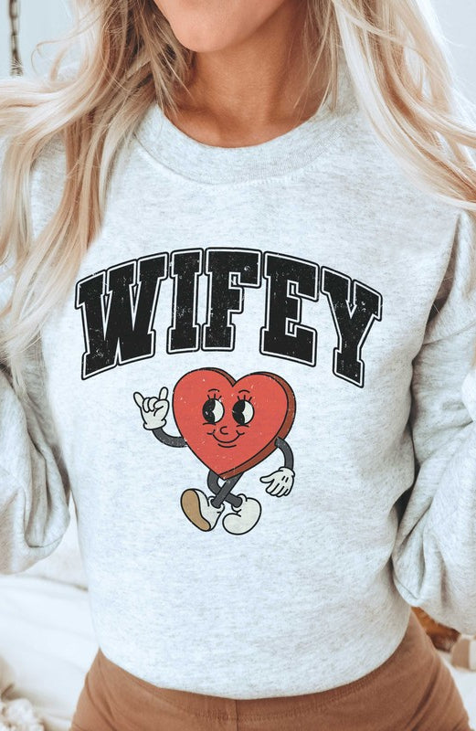WIFEY HEART Graphic Sweatshirt BLUME AND CO.
