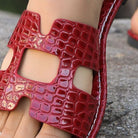 Crocodile Pattern Open-Toe PU Leather Sandals Trendsi