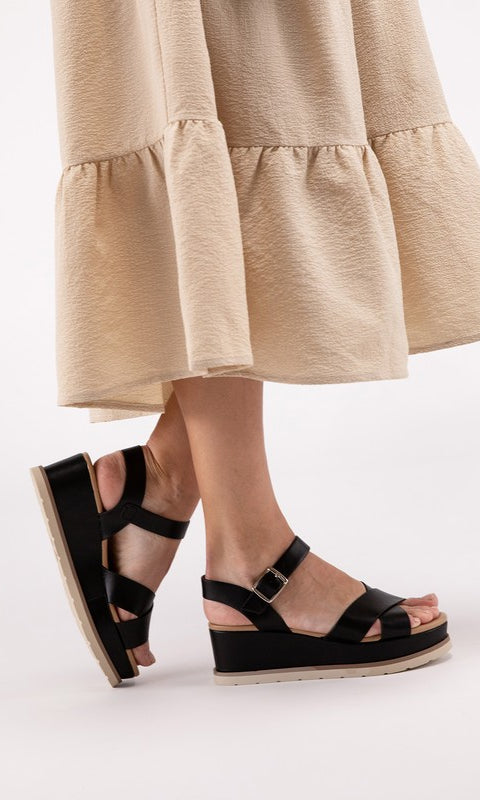 Clever-S Cross Strap Wedge Sandals Fortune Dynamic