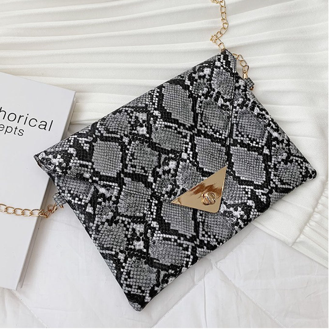 ClaudiaG Adrian Clutch