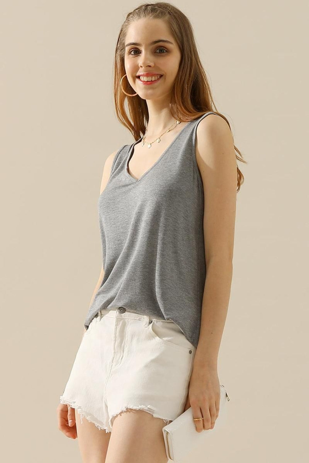 Ninexis Full Size V-Neck Curved Hem Tank Trendsi