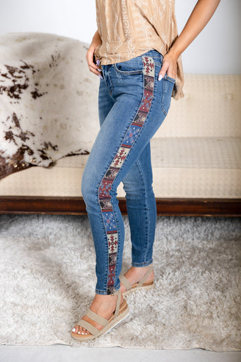 Southwestern Belle Judy Blue Skinnies JB Boutique Simplified