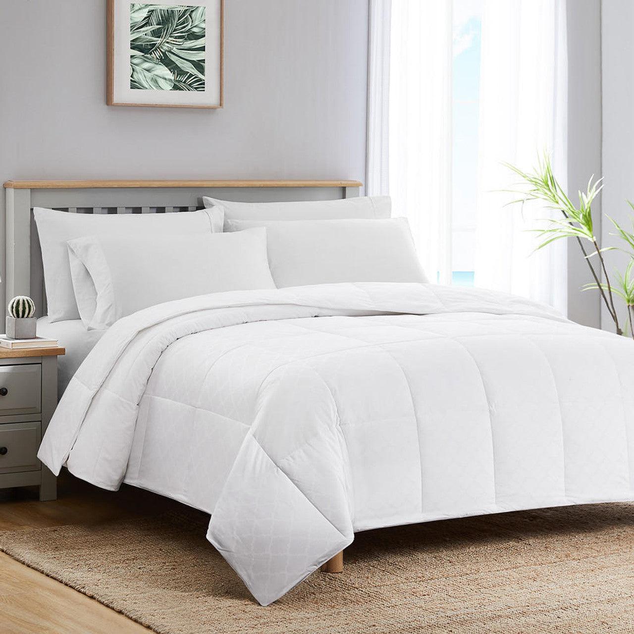 All Season Comfort Down Alternative Oversized Comforter with Duvet Tabs (Hypoallergenic) beddingbag.com