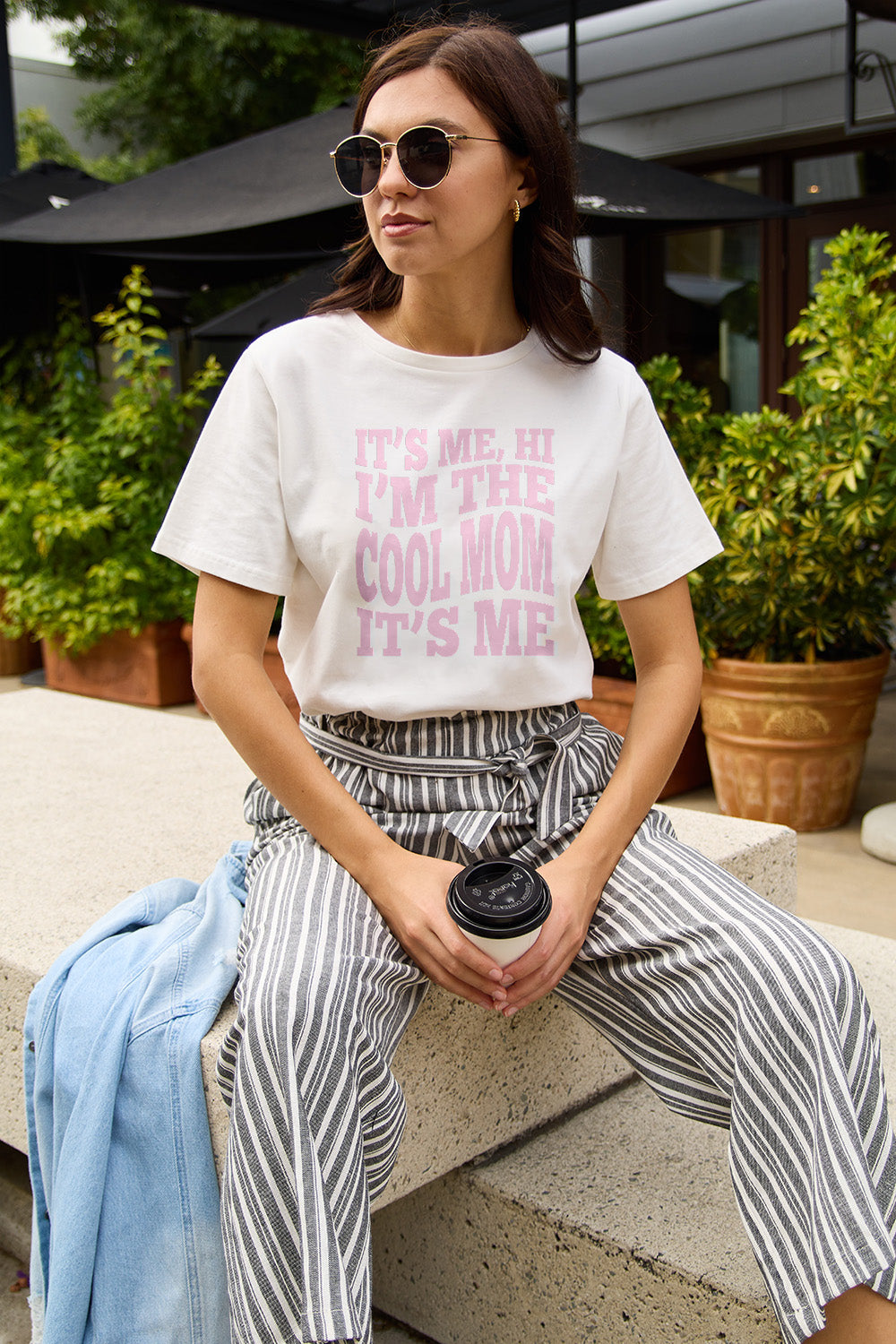 Simply Love Full Size IT'S ME,HI I'M THE COOL MOM IT'S ME Round Neck T-Shirt Trendsi