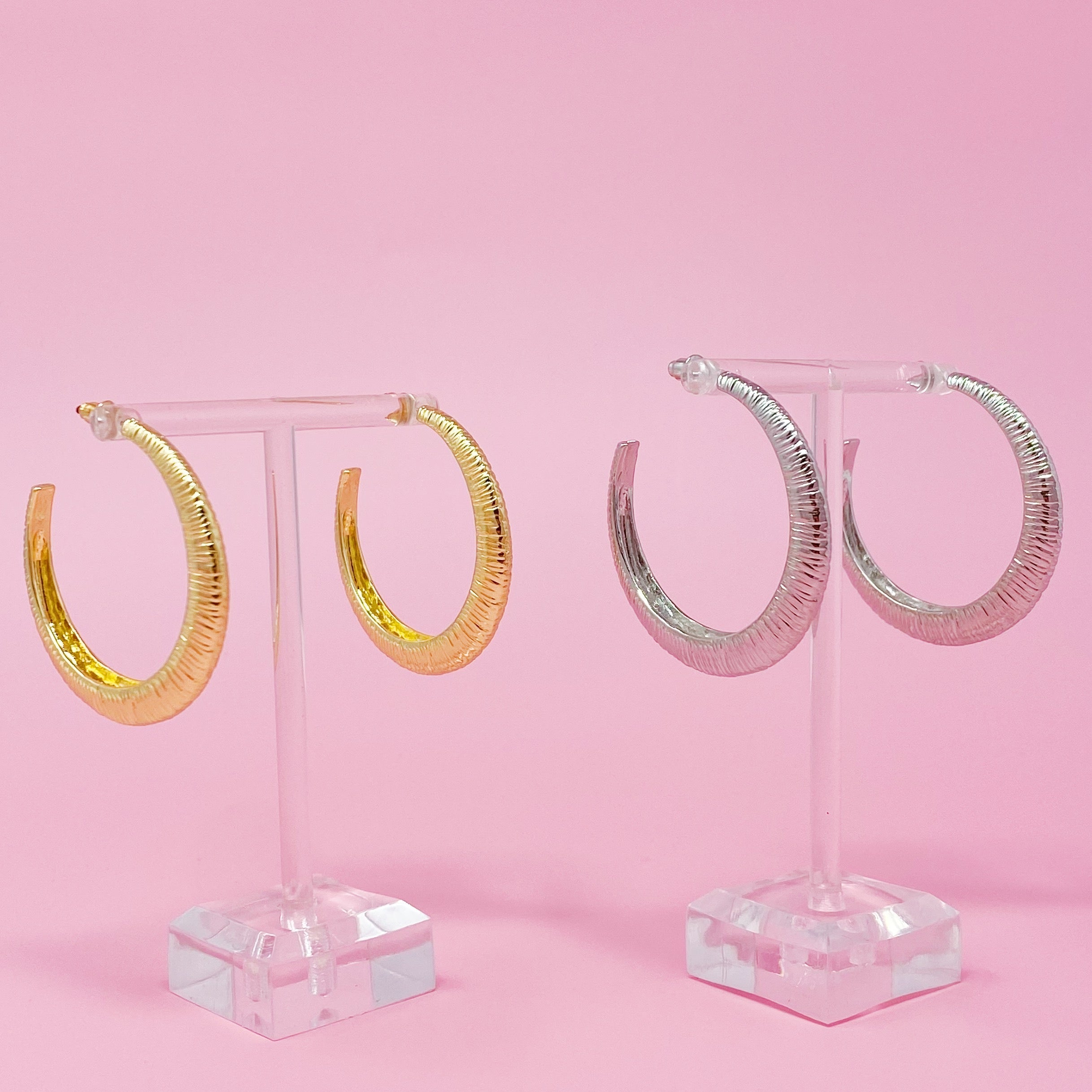 Textured Daily Hoop Earrings Ellisonyoung.com