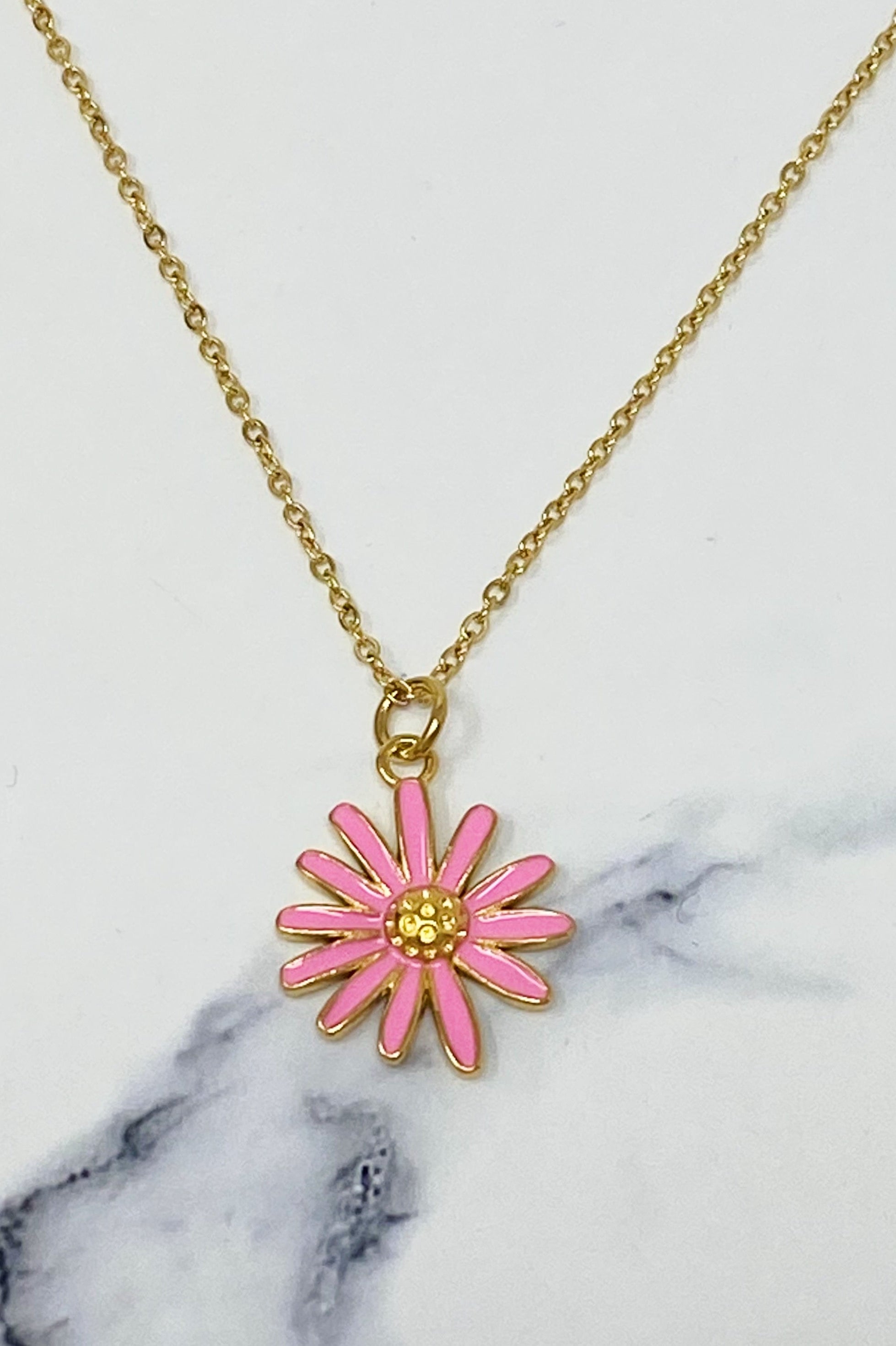 Sweet Daisy Necklace Ellisonyoung.com