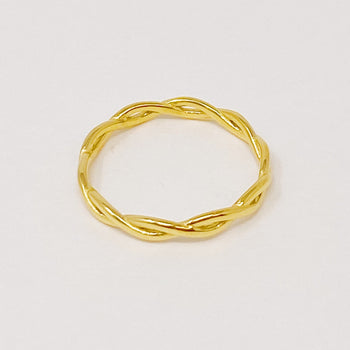 Dainty Twisted Rope Ring Ellisonyoung.com