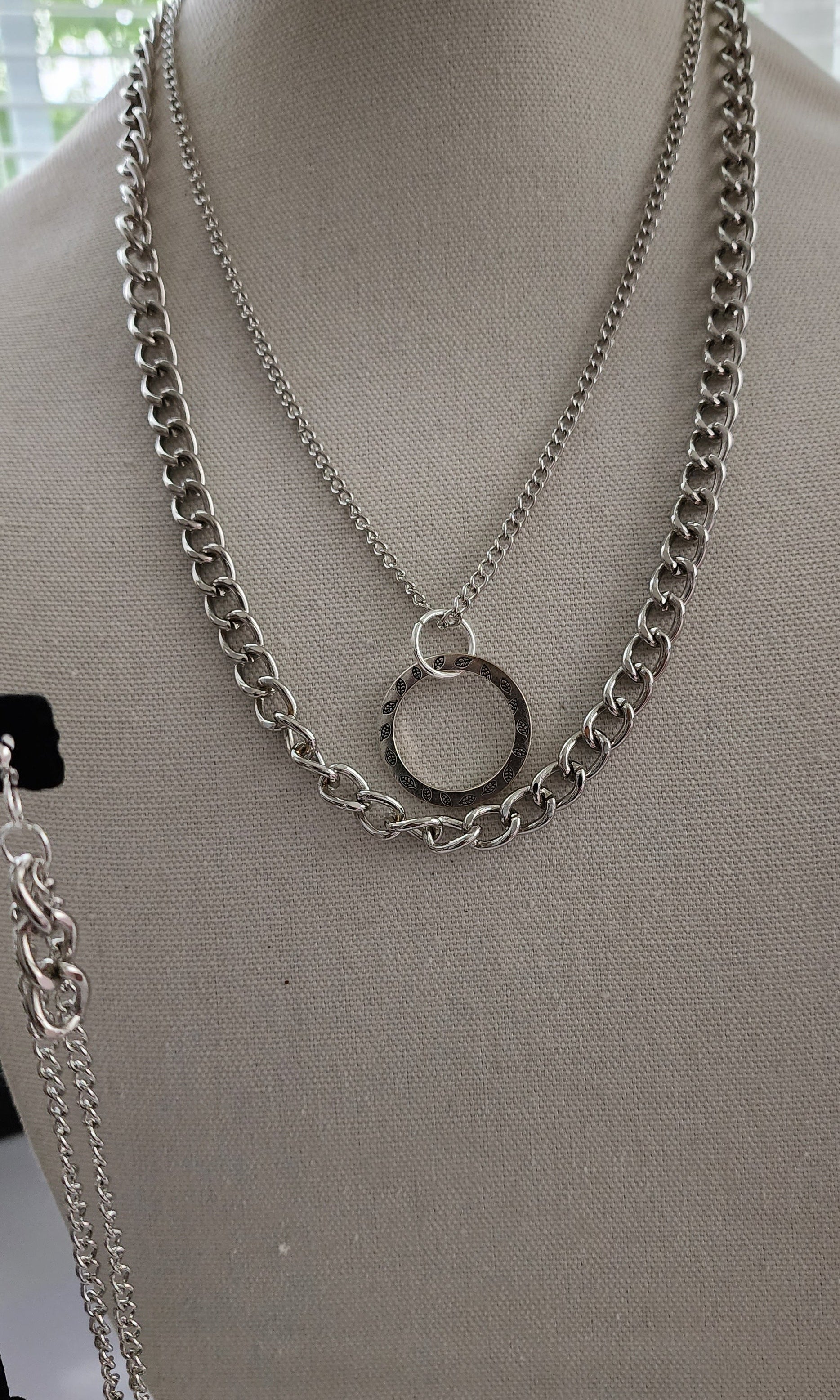 Double Chain Open Circle Necklace Bougiest Babe
