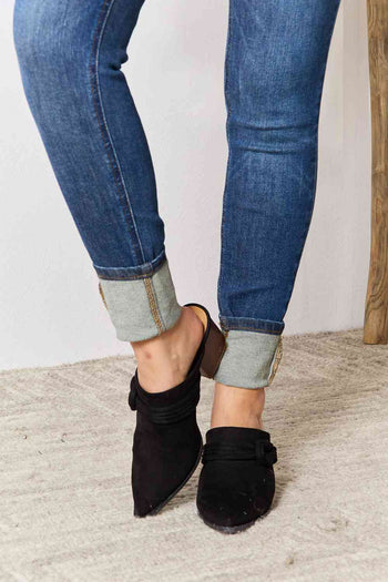 East Lion Corp Pointed-Toe Braided Trim Mules Trendsi