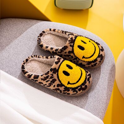 Melody Smiley Face Leopard Slippers Trendsi