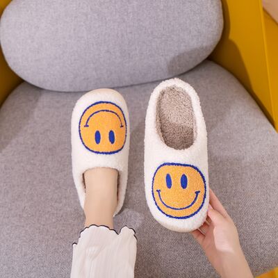 Melody Smiley Face Slippers Trendsi