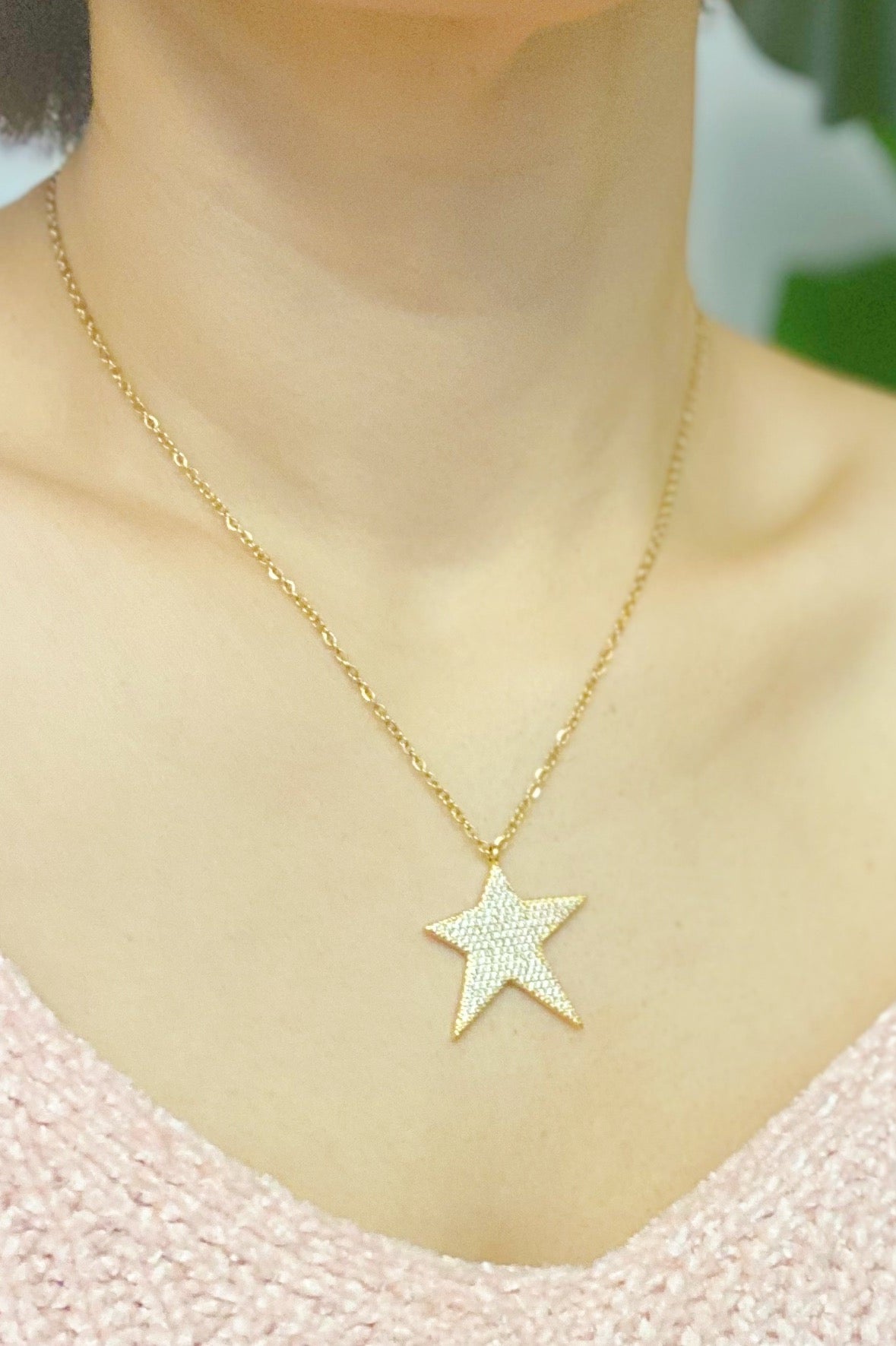 Lara Land Shiny Star Necklace Ellisonyoung.com