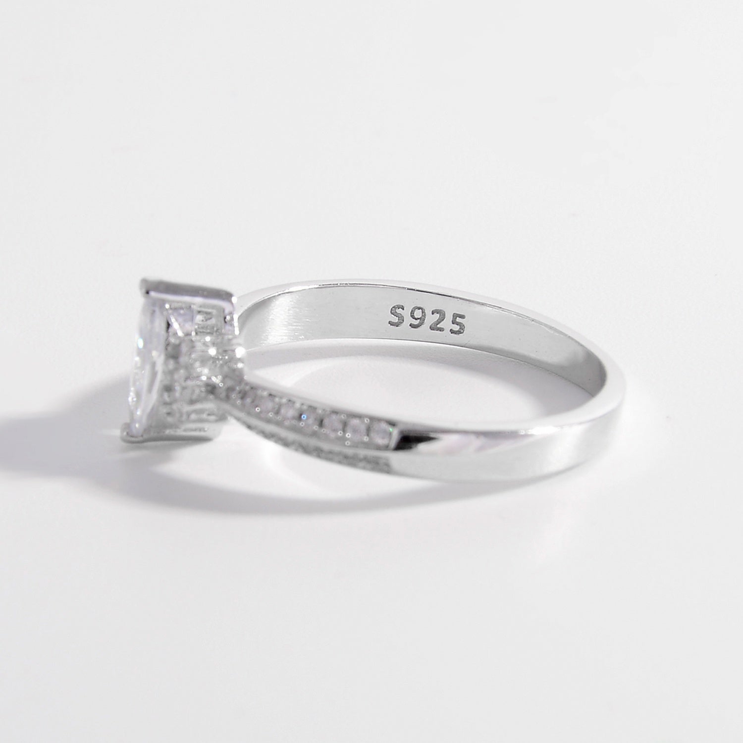 925 Sterling Silver Inlaid Zircon Ring Trendsi