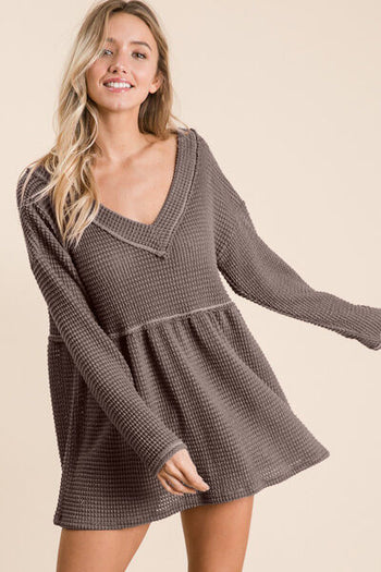 BiBi Waffle Knit V-Neck Babydoll Blouse Trendsi