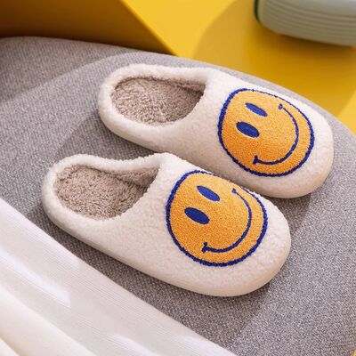 Melody Smiley Face Slippers Trendsi