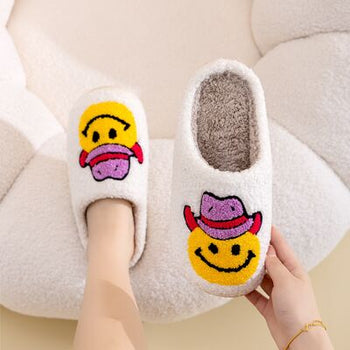 Melody Smiley Face Slippers Trendsi