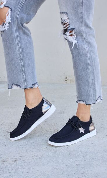 Forever Link Star Lace-Up Flat Sneakers Trendsi