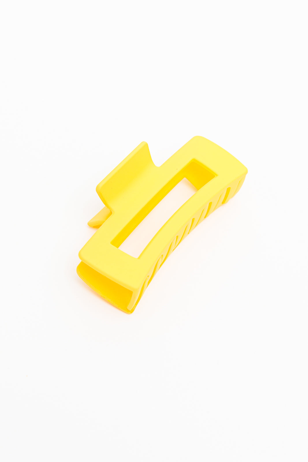 Claw Clip Set of 4 in Lemon Ave Shops