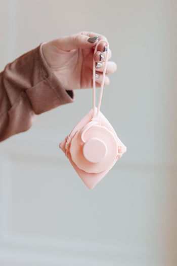 Collapsing Silicon Water Bottle in Diamond Pink Ave Shops