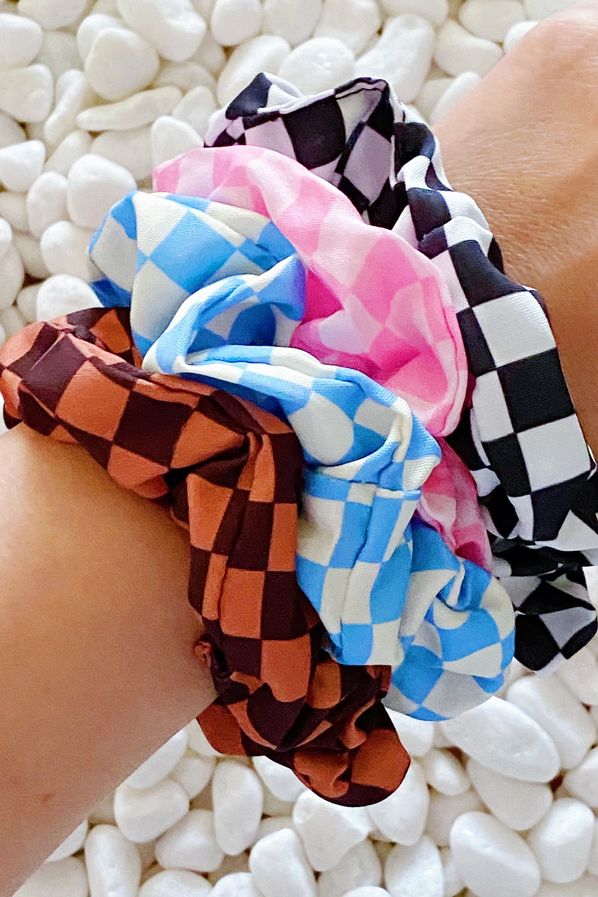 Checkerboard Hair Scrunchie Set Of 4 Ellisonyoung.com