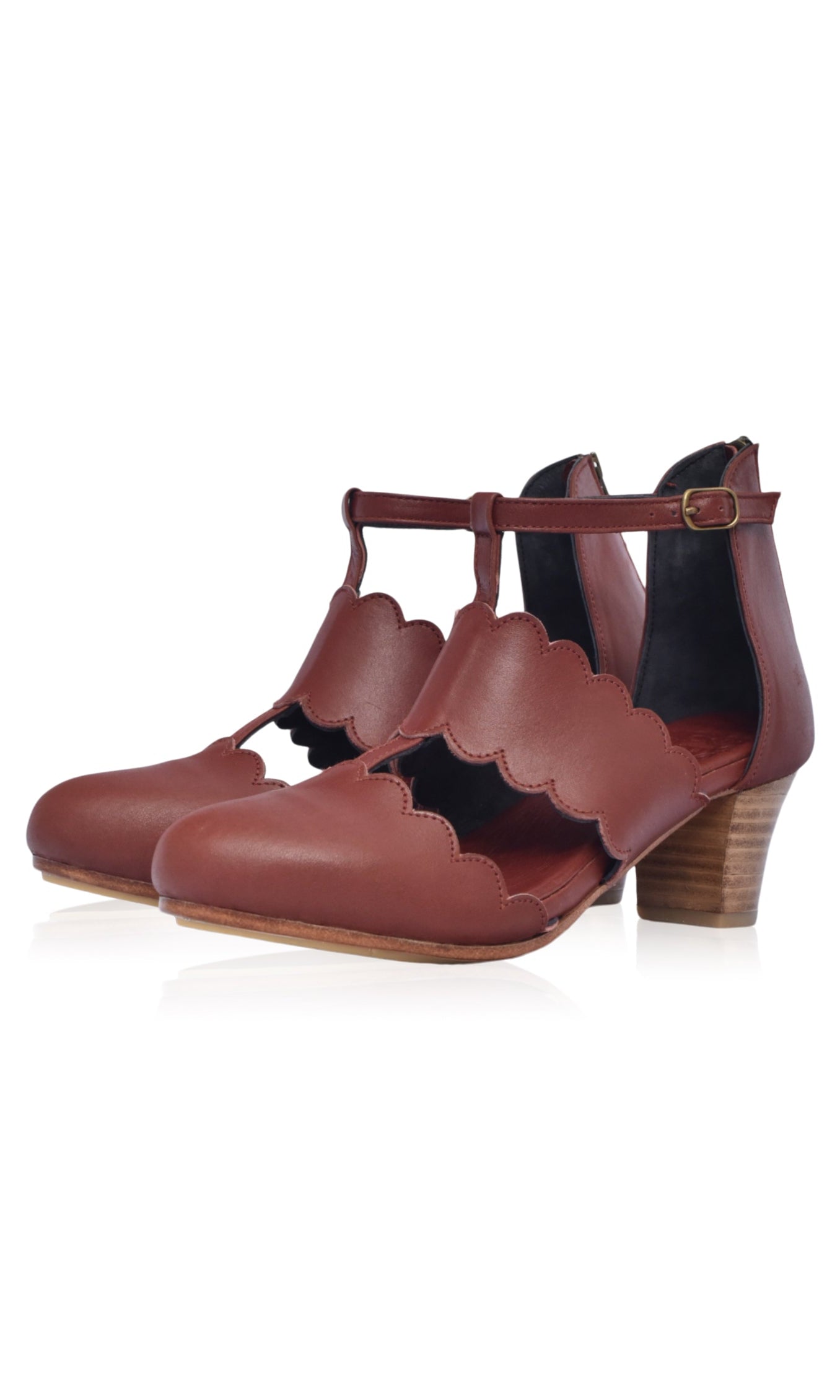 Incognito Leather 5 cm Heel (Sz. 6.5 & 12) ELF