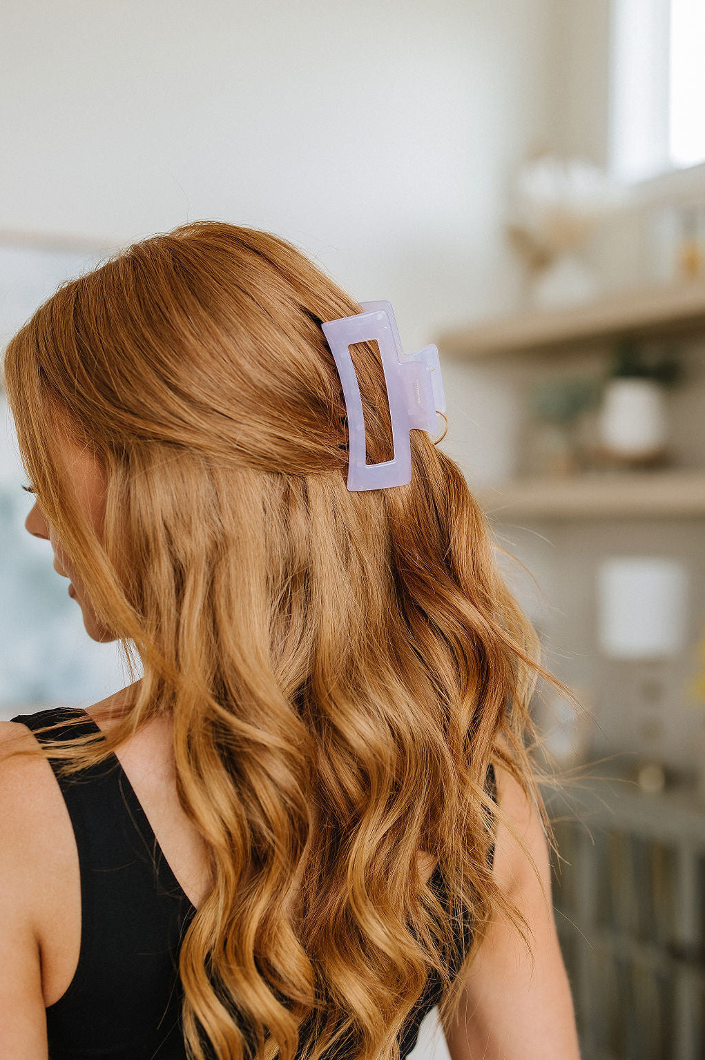 Jelly Rectangle Claw Clip in Lavender Ave Shops