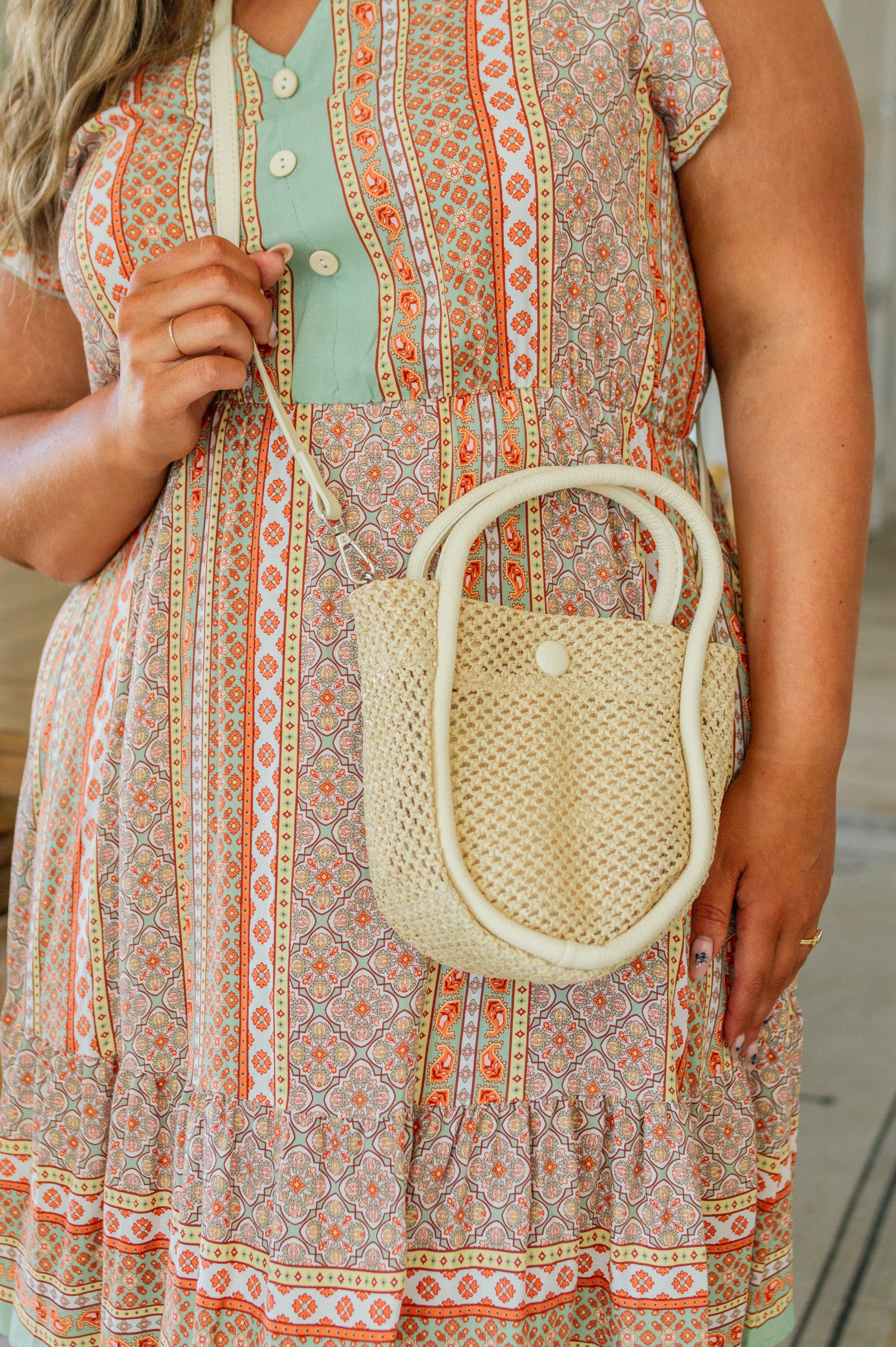 Lead the Way Woven Bucket Bag Ave Shops