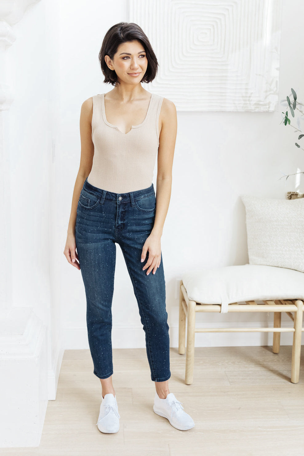 Mid-Rise Relaxed Fit Mineral Wash Jeans Ave Shops