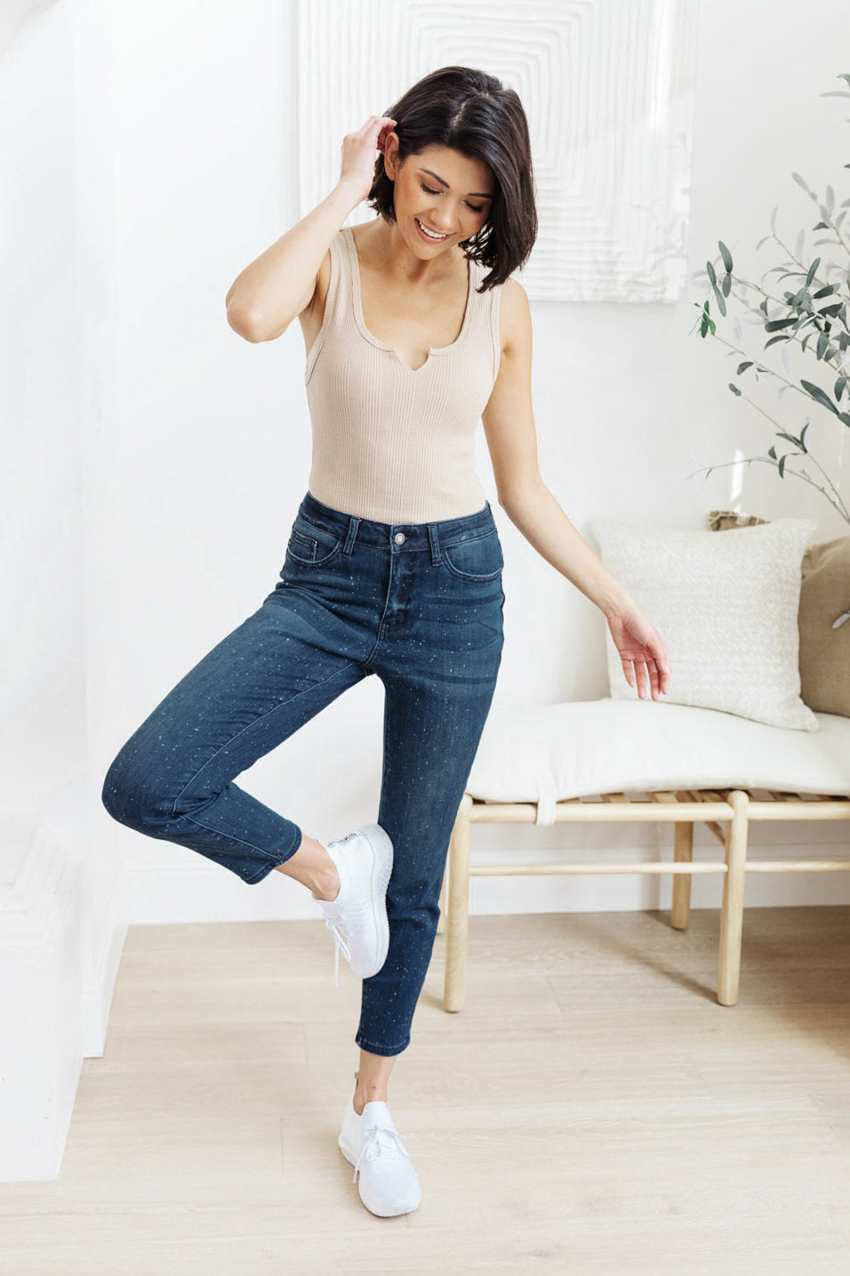 Mid-Rise Relaxed Fit Mineral Wash Jeans Ave Shops