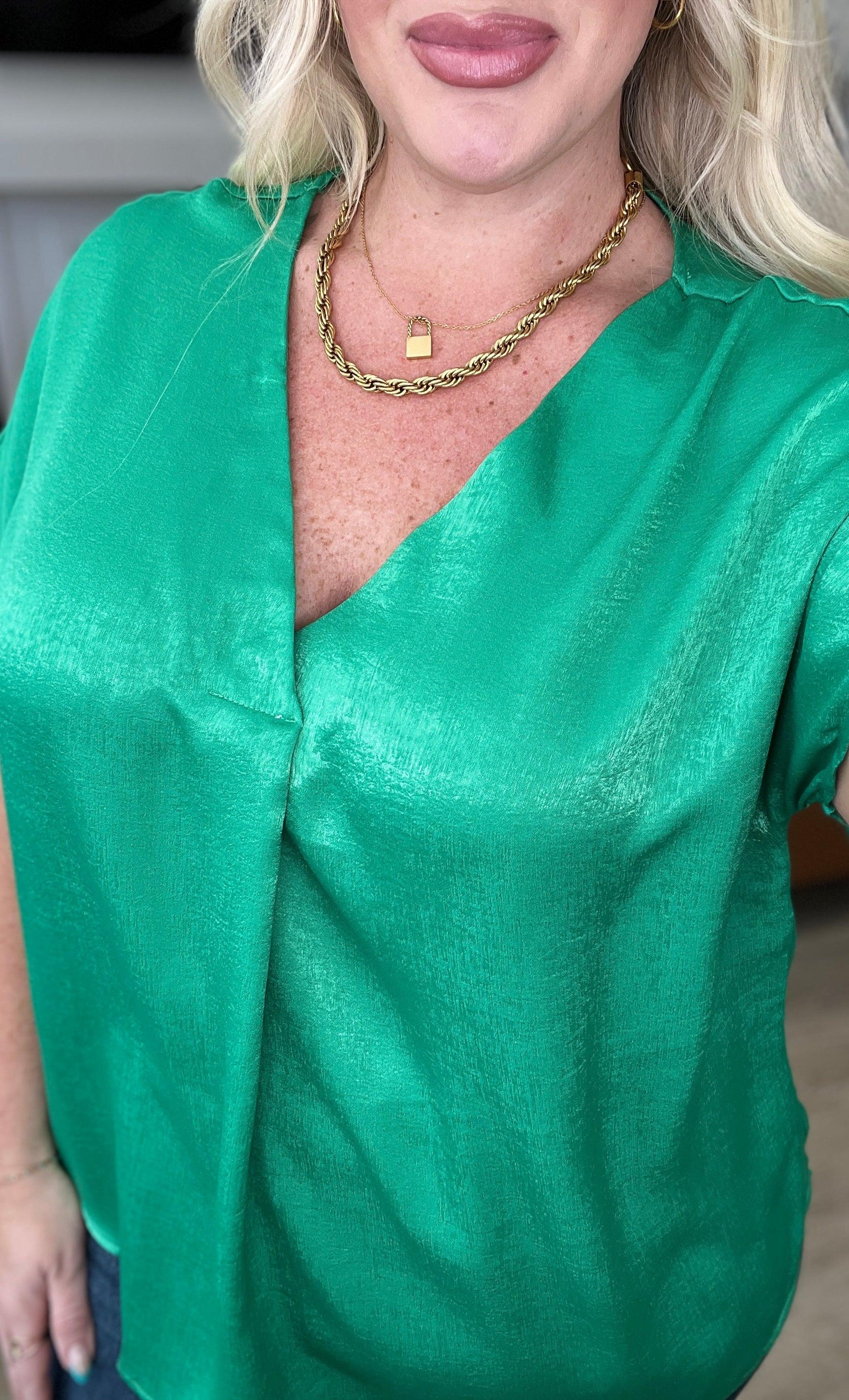 Pleat Front V-Neck Top in Kelly Green Ave Shops