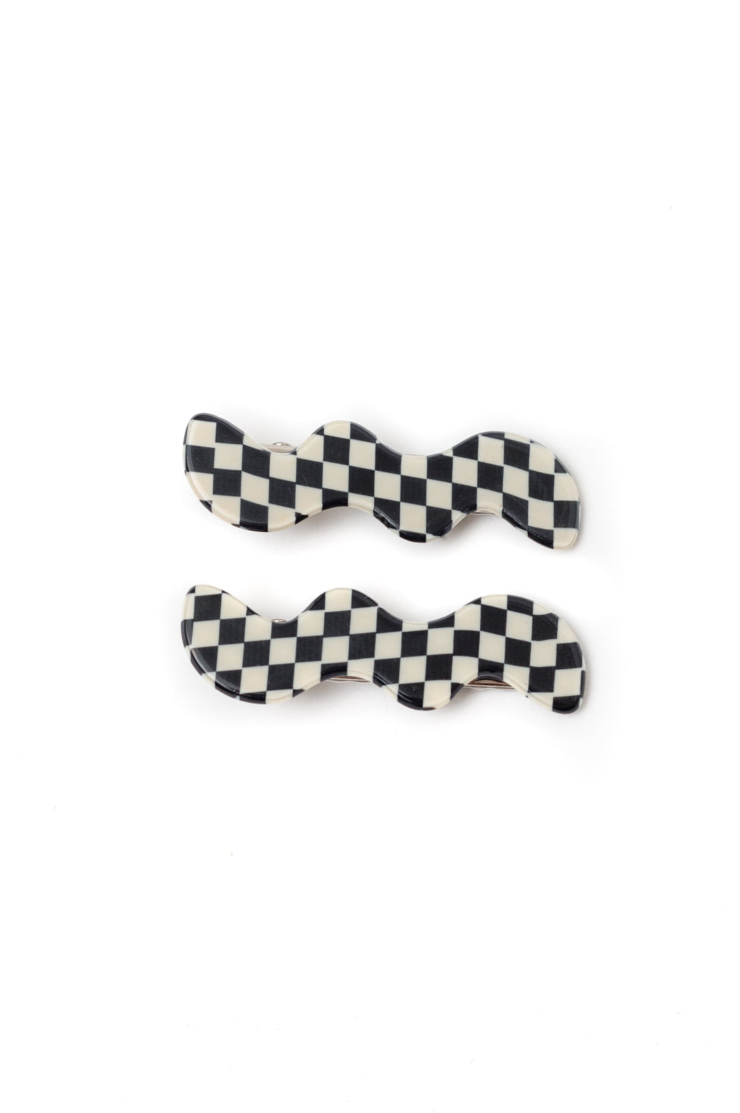 Wavy Clip Set in Checkered Black Ave Shops