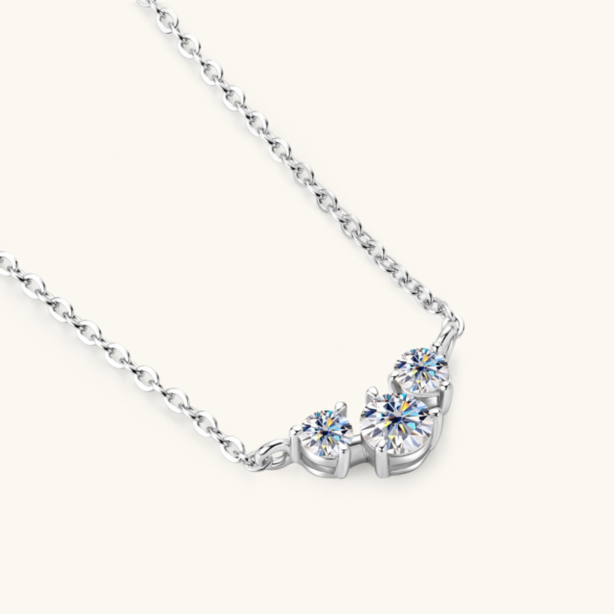 925 Sterling Silver Inlaid Moissanite Necklace Trendsi