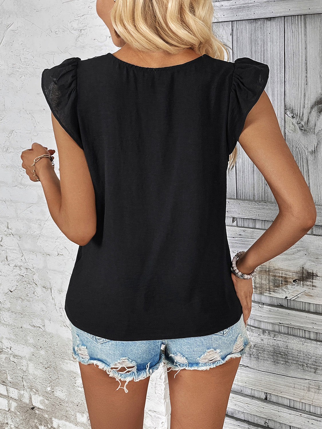 Ruffled V-Neck Tank Trendsi